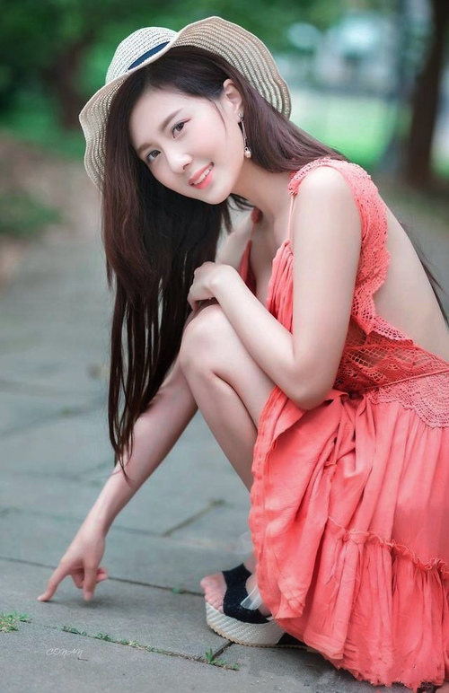 开云sport-虚构之战，CBA广厦队如何掀翻NBA独行侠？克莱·汤普森狂飙52分引爆想象